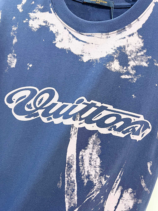 ルイヴィトン グラデーションカラーオーバープリントのイリュージョンプリントレターロゴクルーネック半袖Tシャツ