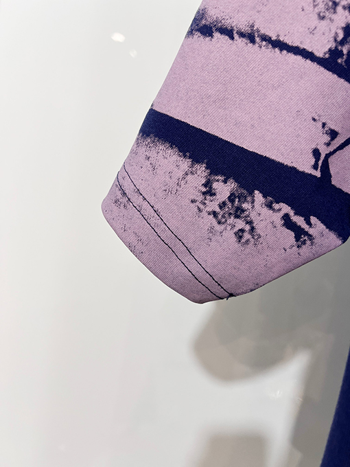 ルイヴィトン グラデーションカラーオーバープリントのイリュージョンプリントレターロゴクルーネック半袖Tシャツ