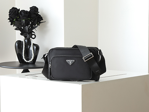 プラダ Saffiano 新しいショルダーバッグ