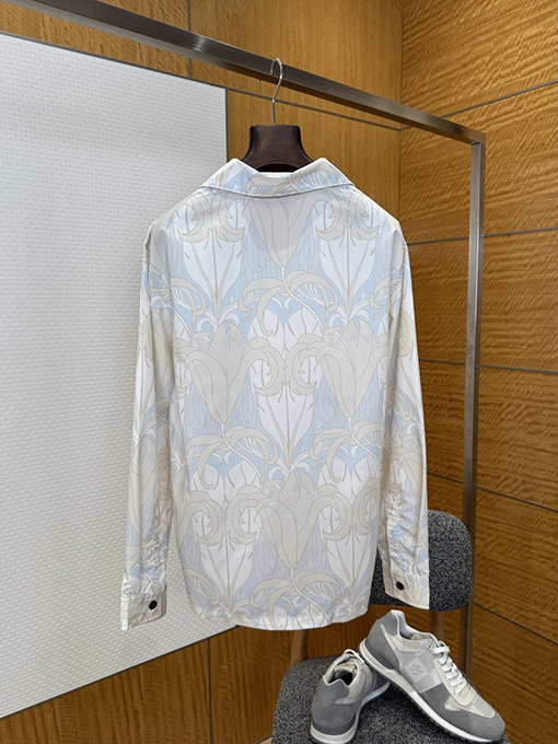 プラダ ブドウのプリントが入ったカジュアルシャツ