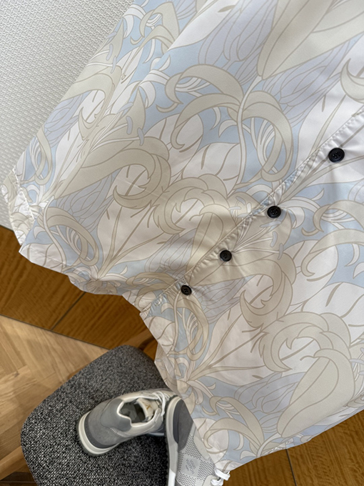 プラダ ブドウのプリントが入ったカジュアルシャツ