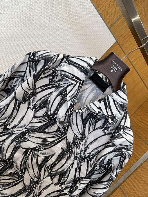 プラダ バナナプリントシルクカジュアルシャツ
