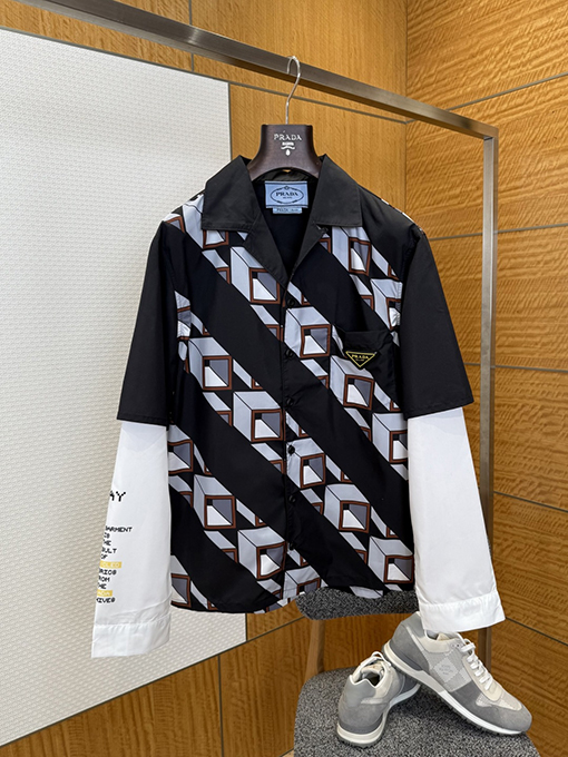 プラダスーパーコピー パッチワークプリントフェイクツーピースシャツ