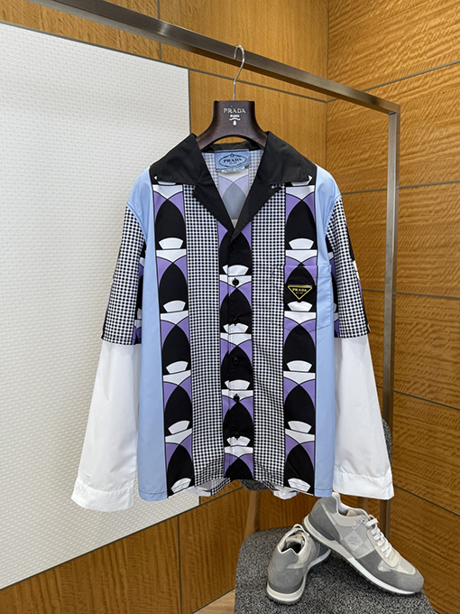プラダ 新モデルパッチワークプリントフェイクツーピースシャツ