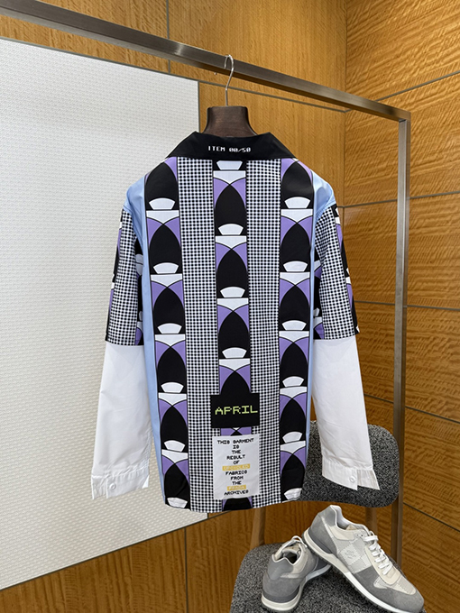 プラダ 新モデルパッチワークプリントフェイクツーピースシャツ