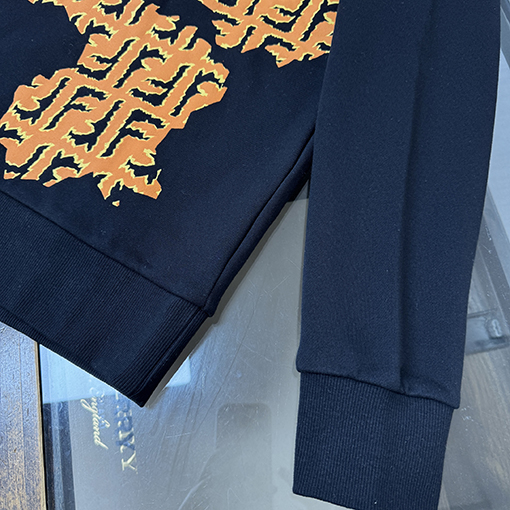 フェンディ クルーネックスウェットシャツ