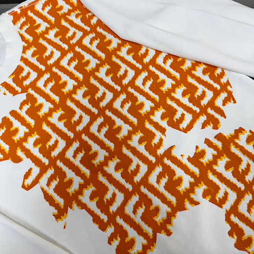 フェンディ クルーネックスウェットシャツ