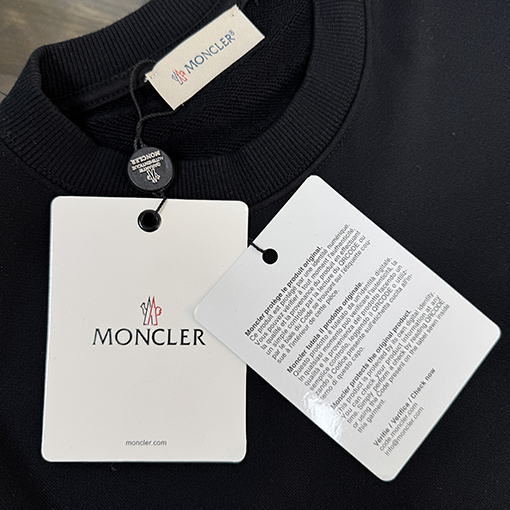 モンクレール 新モデルクルーネックスウェットシャツ