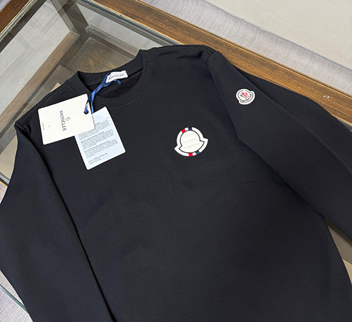 モンクレールコピー クラシックなクルーネックスウェットシャツ