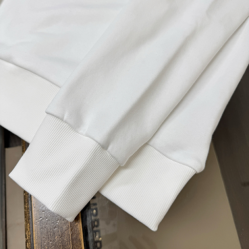 モンクレールコピー クラシックなクルーネックスウェットシャツ