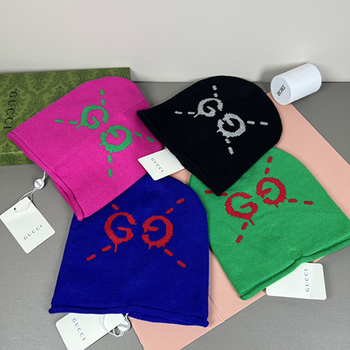 グッチ ヘッドバンド装飾ニット帽