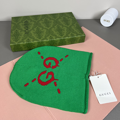 グッチ ヘッドバンド装飾ニット帽