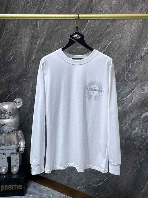 クロムハーツ 馬蹄形のサンスクリット十字の刺繍が手描きされた長袖シャツ