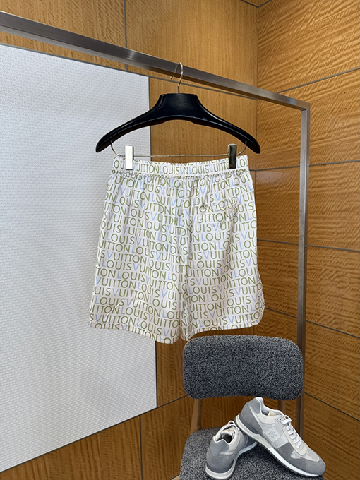 ルイヴィトン レタープリントのカジュアルショートパンツ