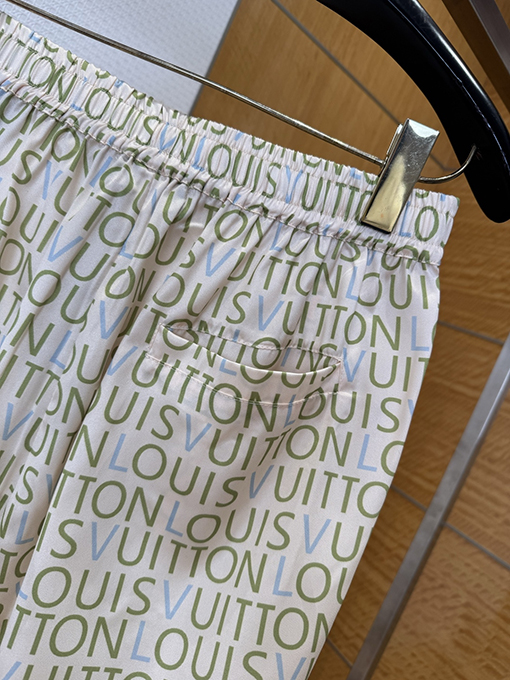 ルイヴィトン レタープリントのカジュアルショートパンツ