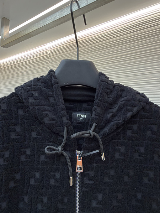 フェンディ ダブルFロゴエンボススウェットシャツ