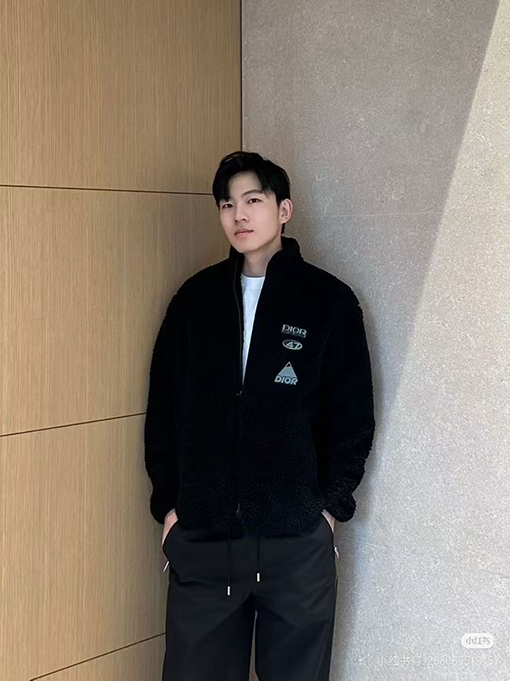 ディオールコピー Descente スキージャケット