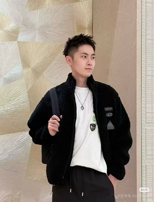 ディオールコピー Descente スキージャケット