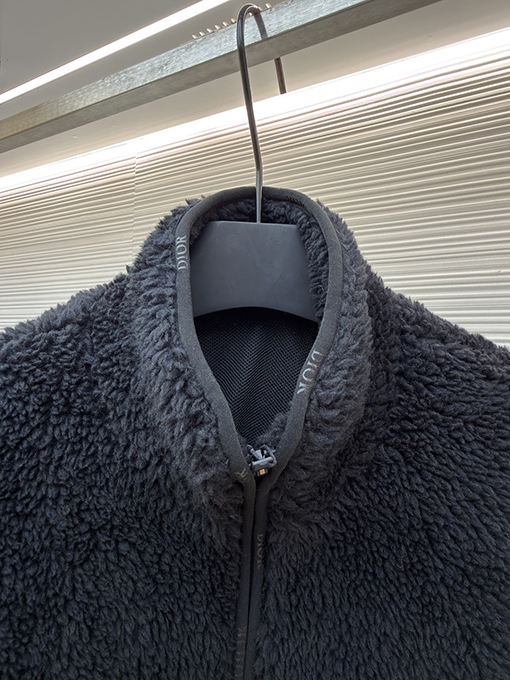 ディオールコピー Descente スキージャケット