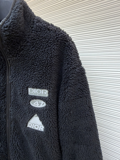 ディオールコピー Descente スキージャケット