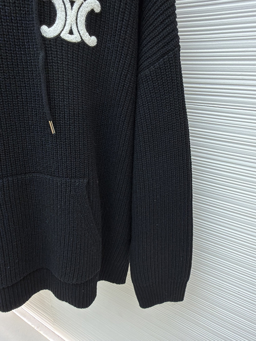 セリーヌ 刺繍ロゴニットパーカー