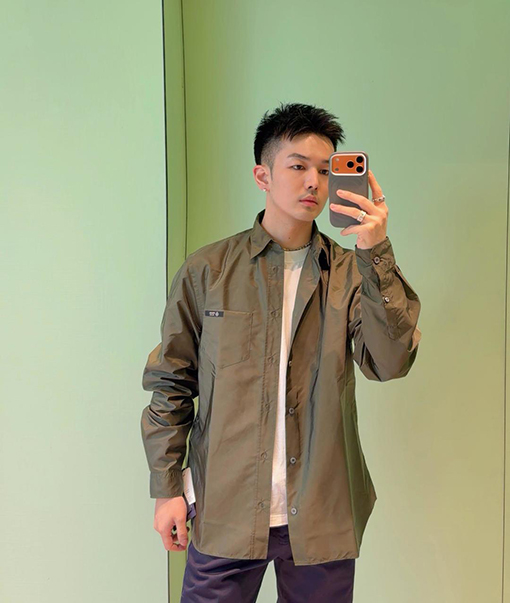 プラダスーパーコピー 三角ロゴ長袖シャツ