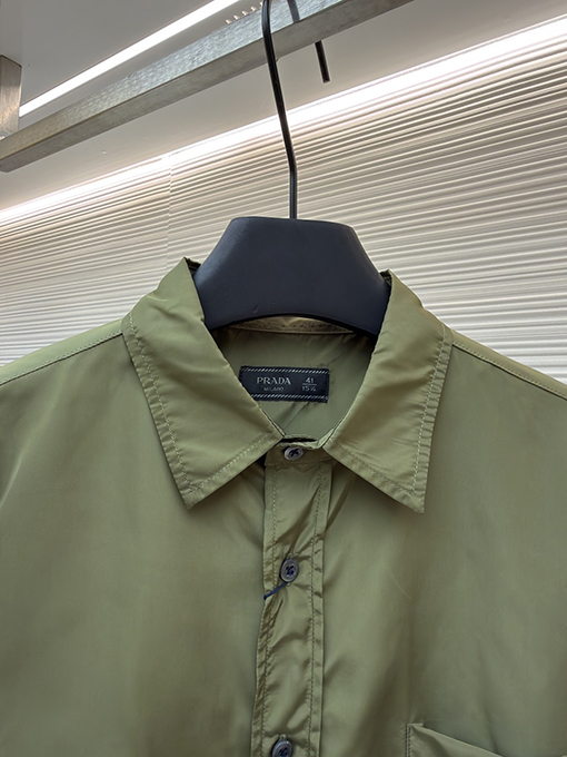 プラダスーパーコピー 三角ロゴ長袖シャツ