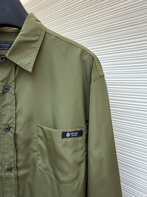 プラダスーパーコピー 三角ロゴ長袖シャツ