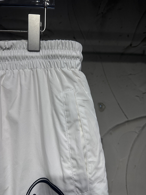 バレンシアガ Balenciaga 両面刺繍の文字りフリース裏地付きサーマルパンツ