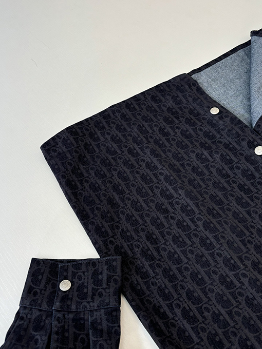 ディオールスーパーコピー Oblique 全体にフロックをした長袖デニムシャツ