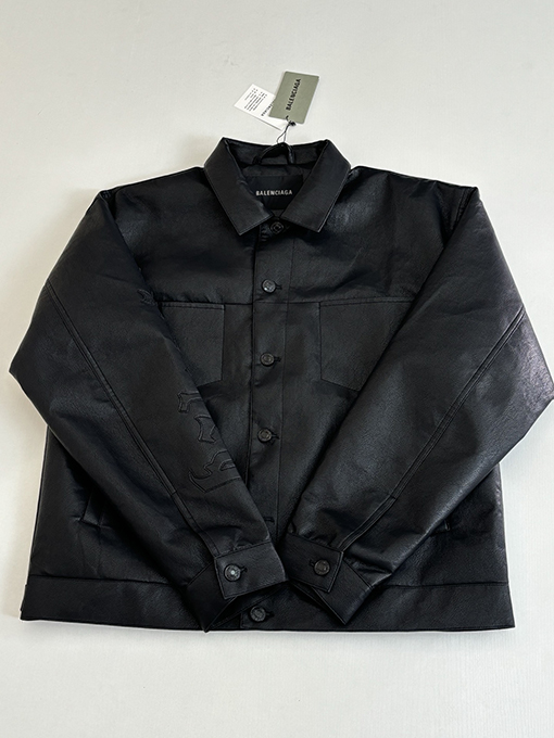 バレンシアガ Balenciaga 刺繍入りレザースリーブ付きシングルブレストレザージャケット