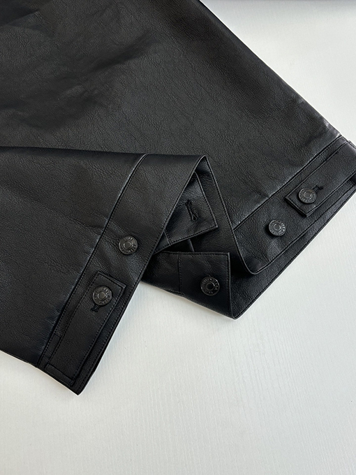 バレンシアガ Balenciaga 刺繍入りレザースリーブ付きシングルブレストレザージャケット