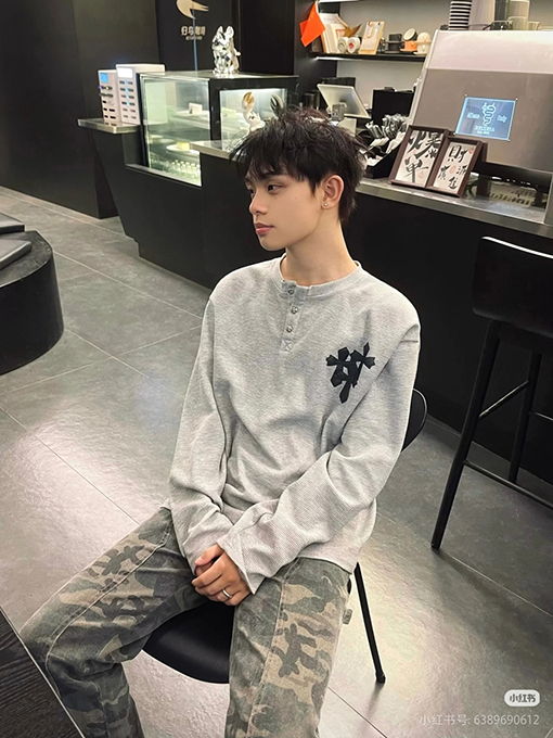 クロムハーツコピー パッチワークヘンリーカラーワッフルスウェットシャツ