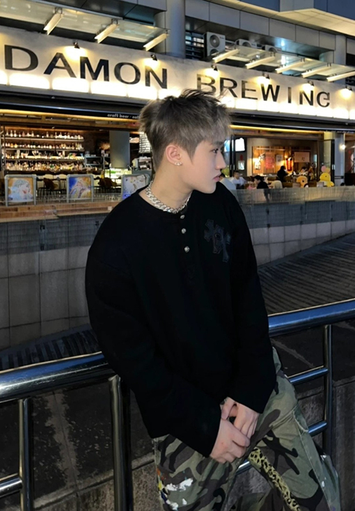 クロムハーツコピー パッチワークヘンリーカラーワッフルスウェットシャツ