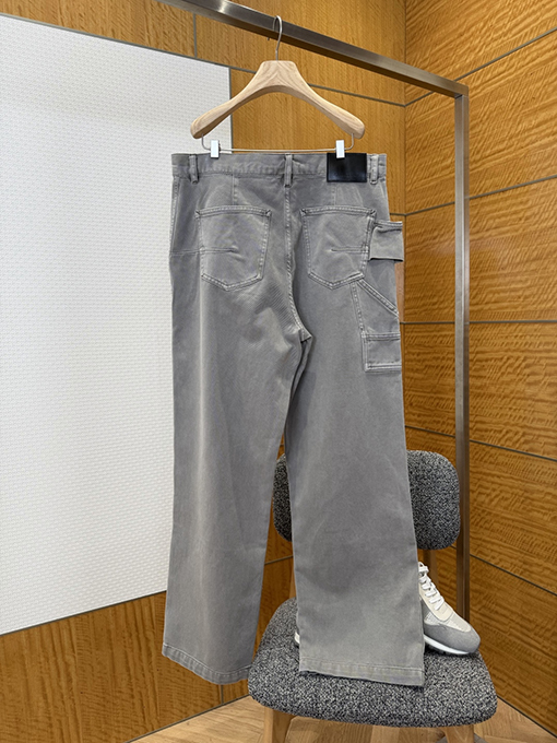 ディオール ダイヤモンド柄のワークパンツ