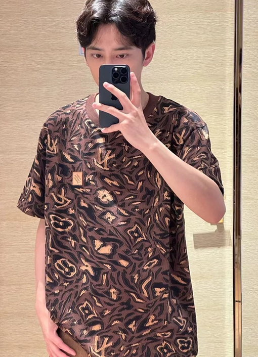 ルイヴィトン ヒョウ柄ジャカード半袖Tシャツ