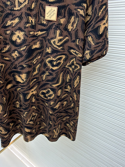 ルイヴィトン ヒョウ柄ジャカード半袖Tシャツ