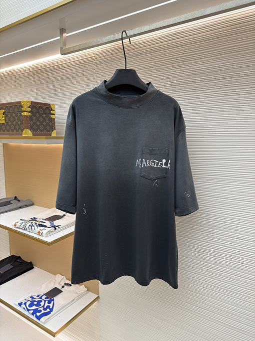 マルタンマルジェラ ダメージのグラフィティ半袖Tシャツ
