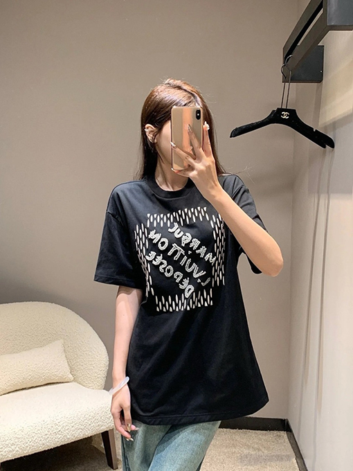 ルイヴィトン 刺繍ビーズロゴ半袖Tシャツ