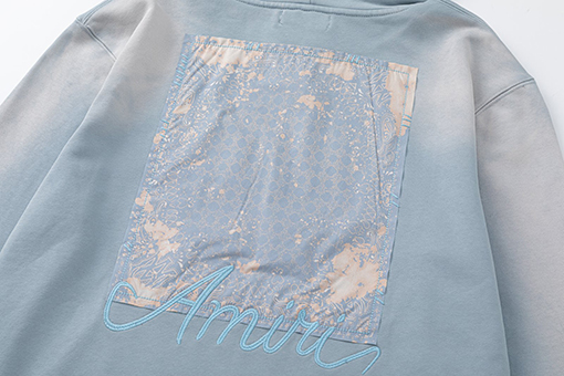 アミリスーパーコピー アップリケ刺繍のペイズリーロゴ入りウォッシュダメージパーカー