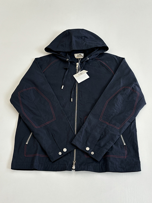 エルメス 外側ステッチ刺繍ジッパージャケット