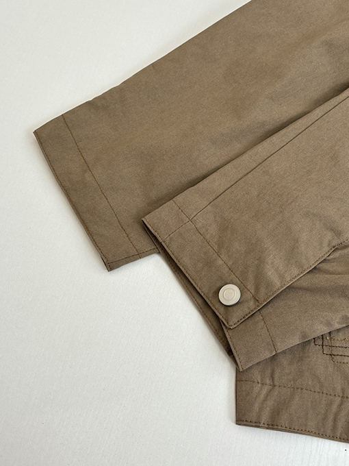 エルメス 外側ステッチ刺繍ジッパージャケット