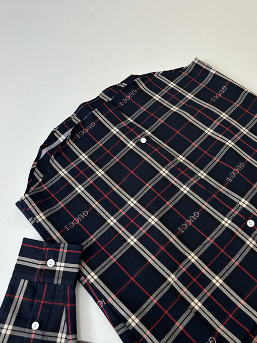 グッチコピー Gucci スコットランドのチェック柄ジャカード襟付き長袖シャツ