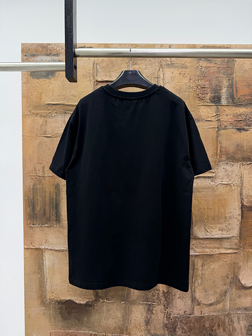 セリーヌ CELINE 刺繍ロゴポケット付き半袖Tシャツ