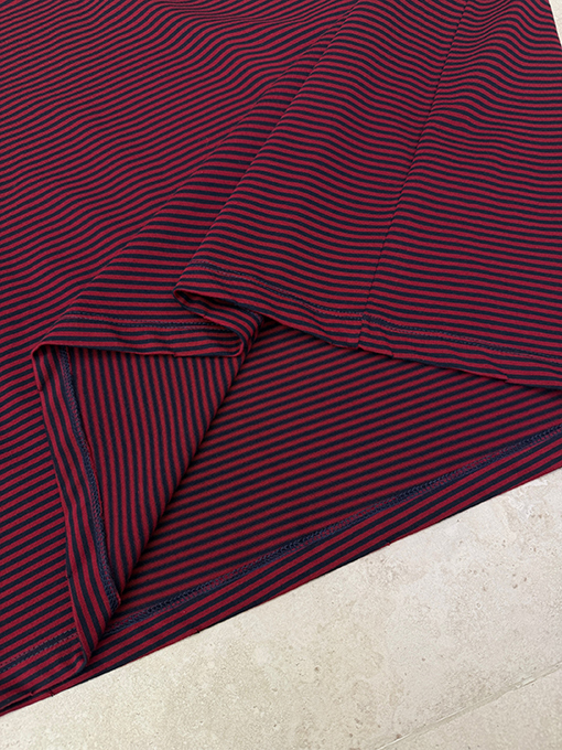 プラダ 新モデルストライプ半袖Tシャツ