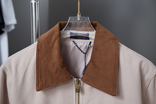 ルイヴィトンコピー 透かし刺繍のキャンバスジャケット