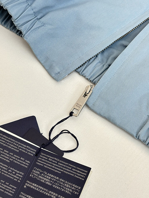 プラダ クラシックなハリントン英国スタイルの紳士コットンジャケット