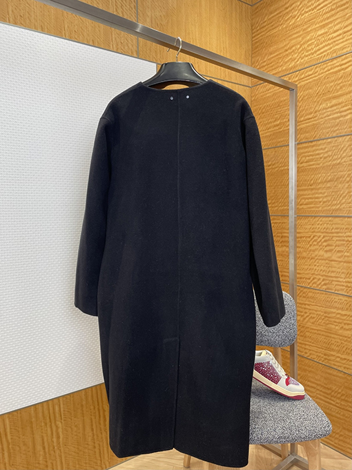ルイヴィトン 襟なしダブルブレストウールコート
