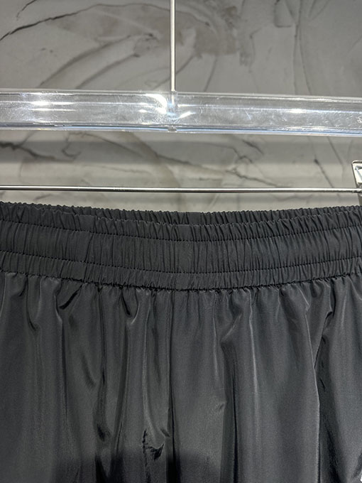 バレンシアガ Balenciaga スポーツシリーズのカラーブロック3M反射スポーツパンツ