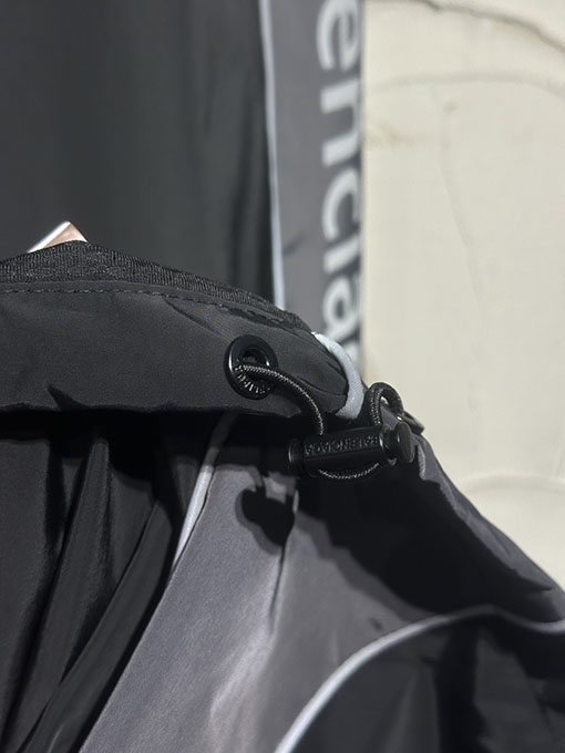 バレンシアガ Balenciaga スポーツシリーズのカラーブロック3M反射スポーツパンツ